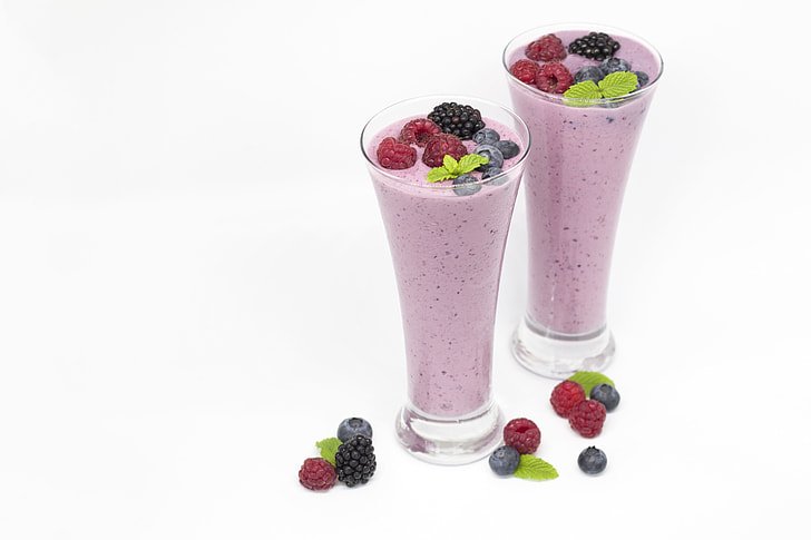 Smoothie Creations: Nutritious and Delicious Blends for Wellness